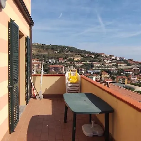 Casa Conca D'oro Apartment *
